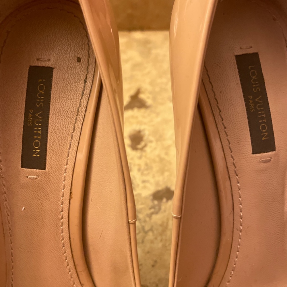 Louis Vuitton Pumps - Picture 4 of 6